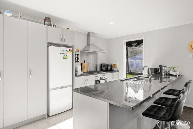 Photo of property in 9 Tide Lane, Whitby, Porirua, 5024