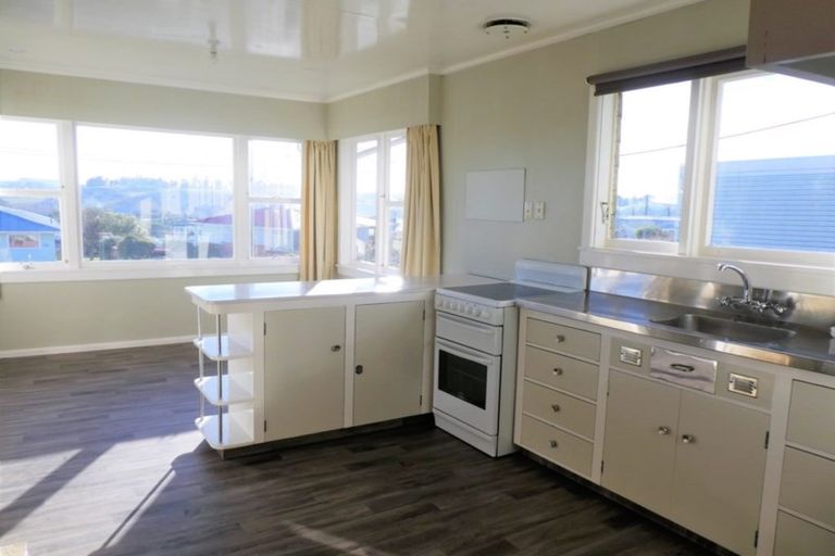 Photo of property in 23 Arrow Crescent, Holmes Hill, Oamaru, 9401