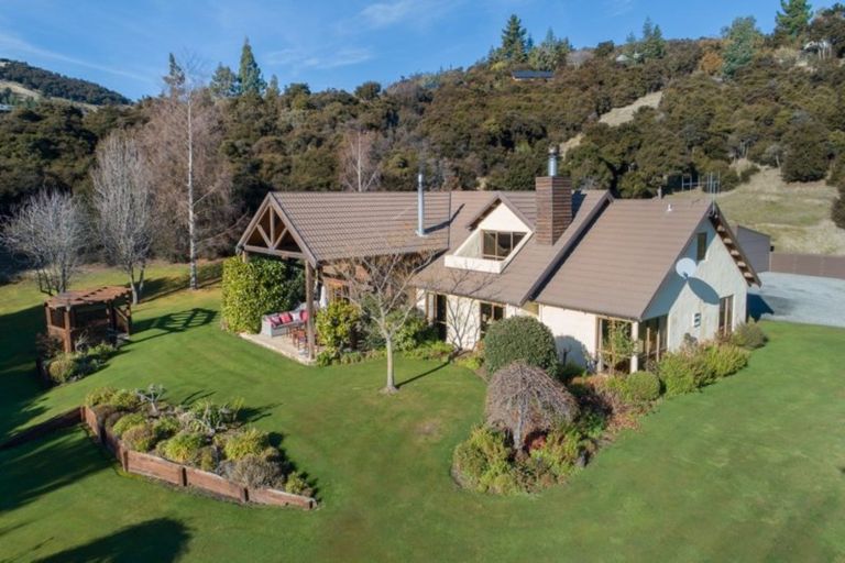 Photo of property in 545 Aubrey Road, Wanaka, 9305