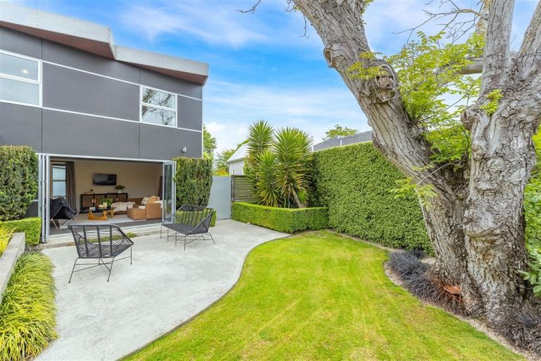 Photo of property in 51 Oxley Avenue, St Albans, Christchurch, 8014