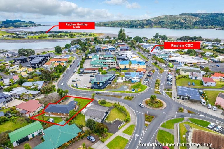Photo of property in 4 Bankart Street, Raglan, 3225