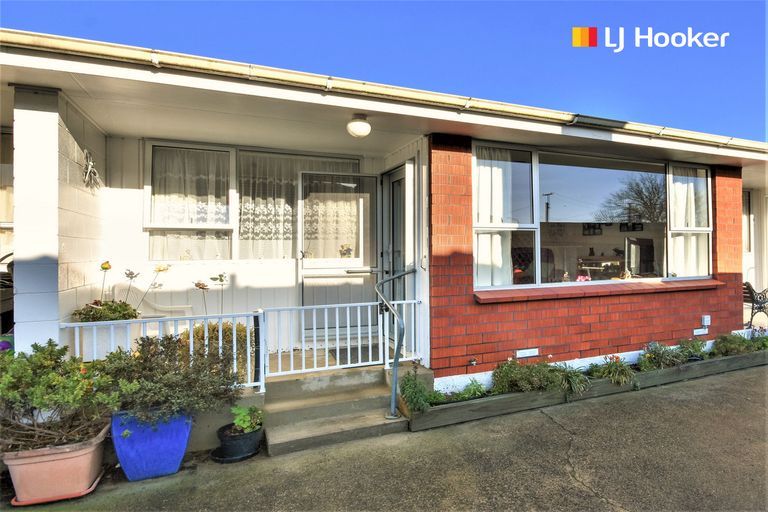 Photo of property in 3 Dryden Street, Mosgiel, 9024