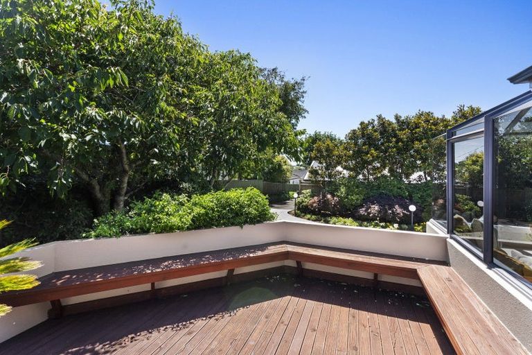 Photo of property in 92 Govett Avenue, Frankleigh Park, New Plymouth, 4310