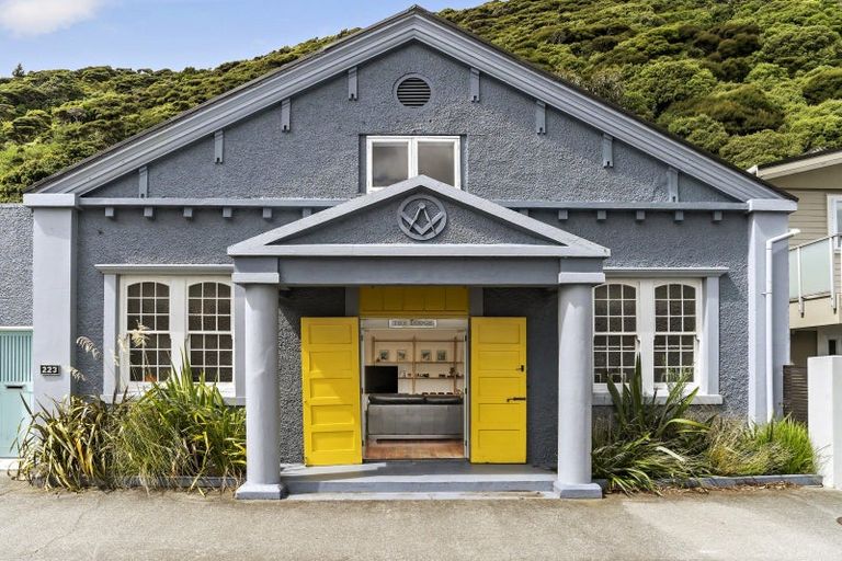 Photo of property in 223 Muritai Road, Eastbourne, Lower Hutt, 5013