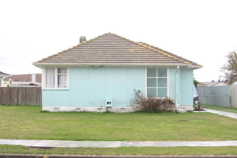 Photo of property in 17 Charles Corner Crescent, Maraenui, Napier, 4110