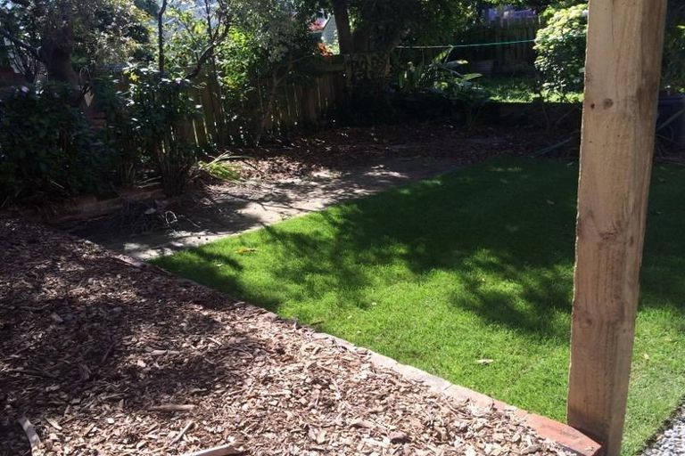 Photo of property in 28 Hiropi Street, Newtown, Wellington, 6021