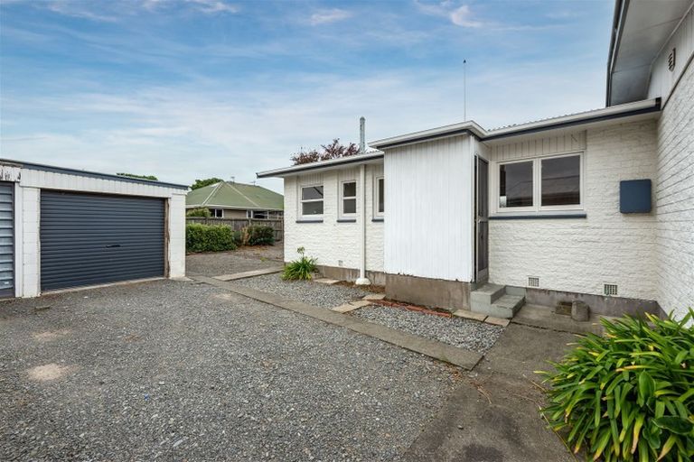 Photo of property in 2/2 Greenpark Street, Hoon Hay, Christchurch, 8025