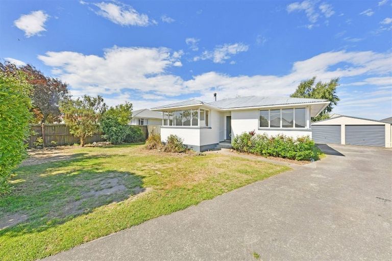 Photo of property in 12 Keri Place, Hei Hei, Christchurch, 8042