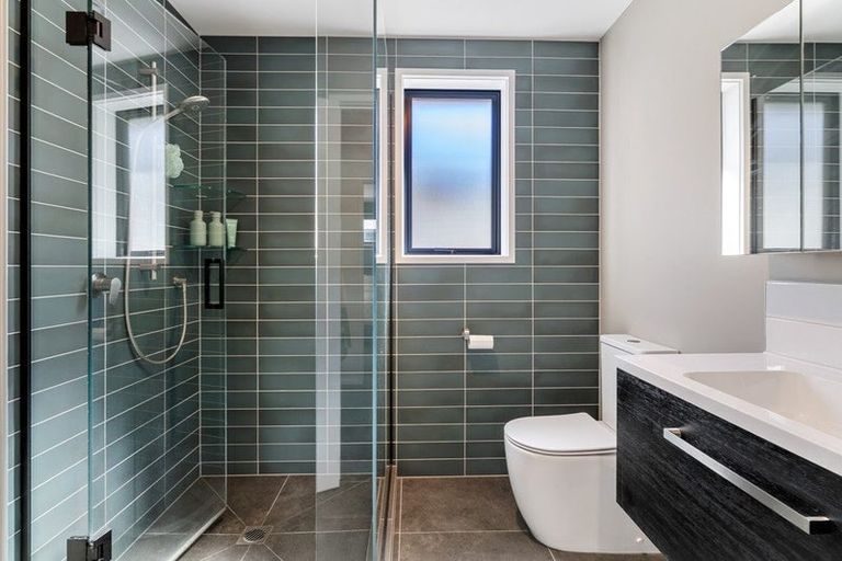 Photo of property in 131 Silverstream Road, Crofton Downs, Wellington, 6035