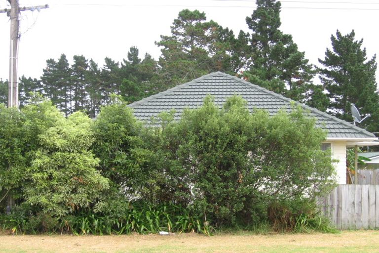 Photo of property in 96 Lancaster Road, Beach Haven, Auckland, 0626