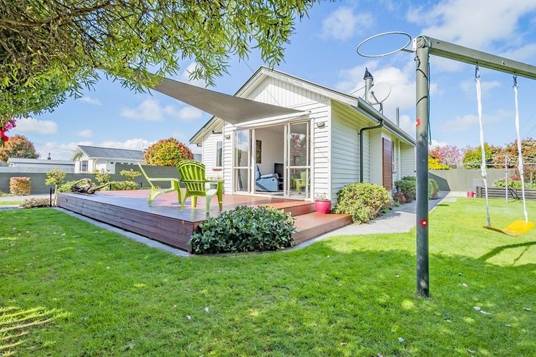 Photo of property in 19 Riwai Street, Templeton, Christchurch, 8042