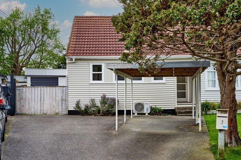 Photo of property in 7 Anson Grove, Naenae, Lower Hutt, 5011