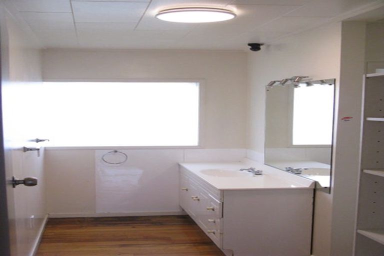 Photo of property in 1/129 Grafton Road, Grafton, Auckland, 1010