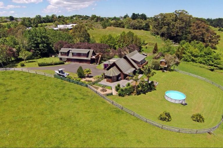 Photo of property in 62b Mcrobbie Road, Kingseat, Papakura, 2580