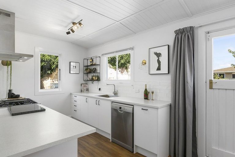 Photo of property in 18 Ascot Street, Saint Kilda, Dunedin, 9012