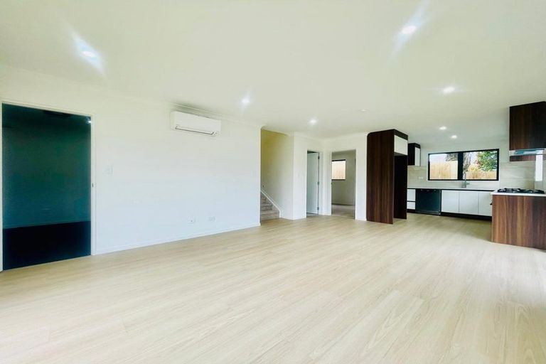 Photo of property in 8a Neems Place, Manurewa, Auckland, 2102