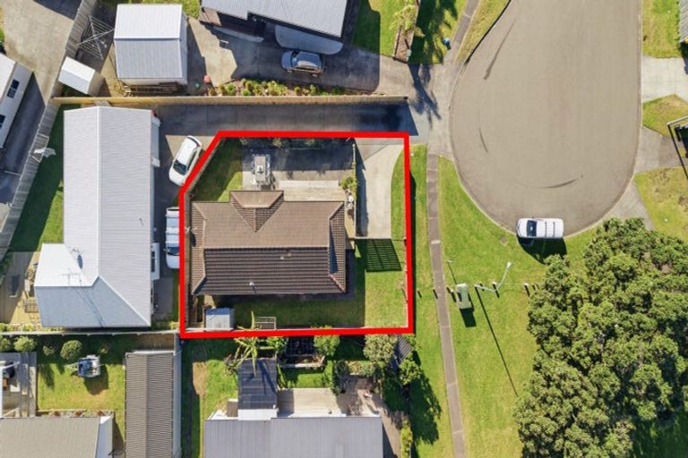 Photo of property in 16 Tahara Crescent, Mount Maunganui, 3116