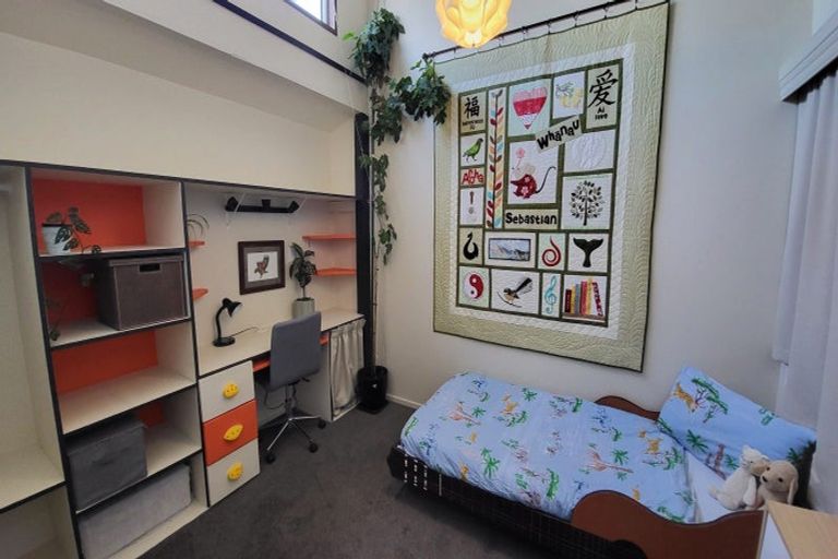 Photo of property in 4b Caples Place, Fernhill, Queenstown, 9300