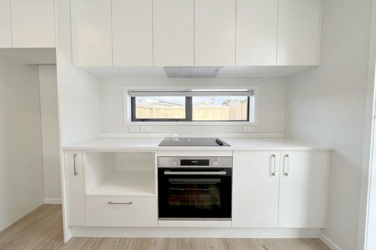 Photo of property in 10a Claridge Street, Glen Eden, Auckland, 0602