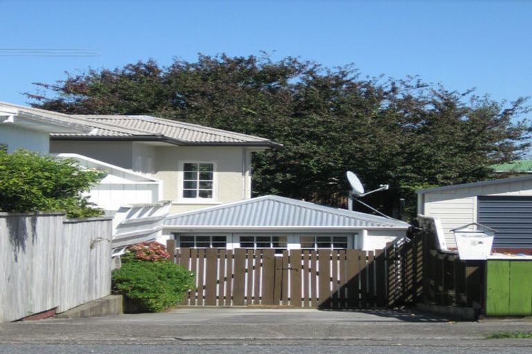 Photo of property in 1/8 John Street, Trentham, Upper Hutt, 5018