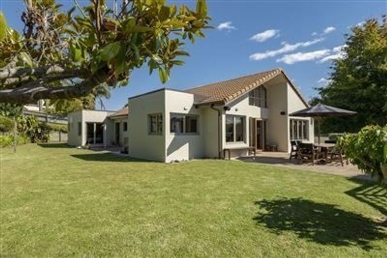 Photo of property in 32 Beaumaris Boulevard, Bethlehem, Tauranga, 3110