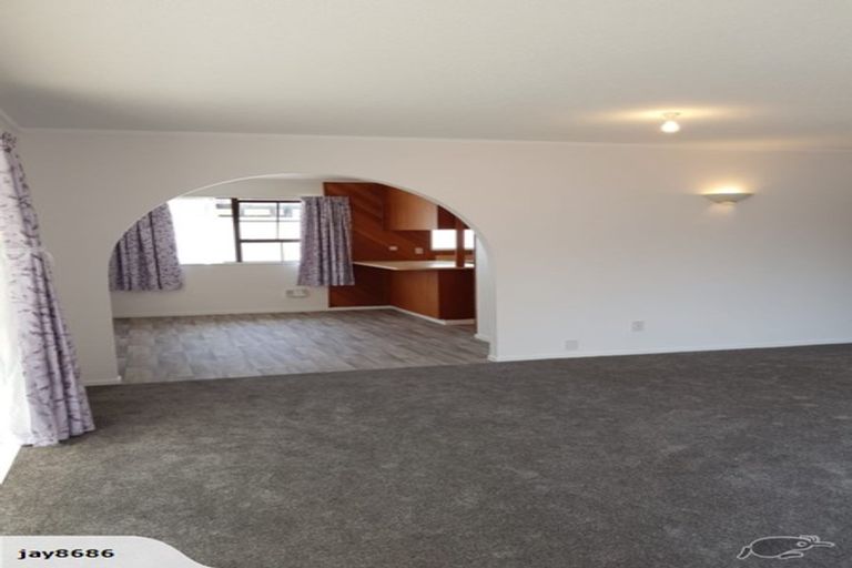 Photo of property in 24 Mcenroe Grove, Naenae, Lower Hutt, 5011