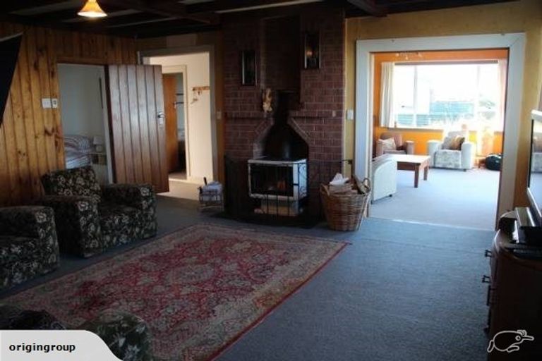 Photo of property in 1 Magdala Street, Kakanui, Oamaru, 9495