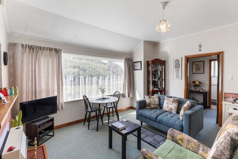 Photo of property in 1 Fergusson Street, Springvale, Whanganui, 4501