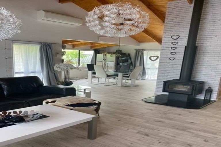 Photo of property in 10 Ted Harpur Place, Onekawa, Napier, 4110