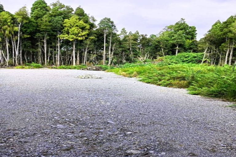 Photo of property in 5 Sadler Place, Kumara Junction, 7882