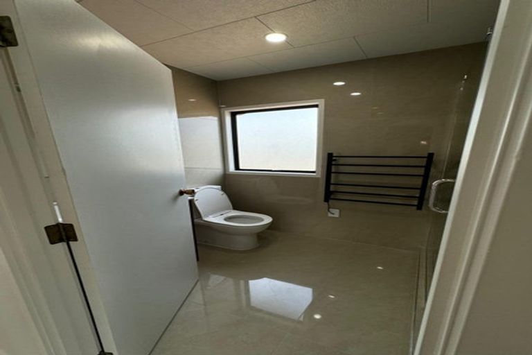 Photo of property in 46 Peverill Crescent, Papatoetoe, Auckland, 2025