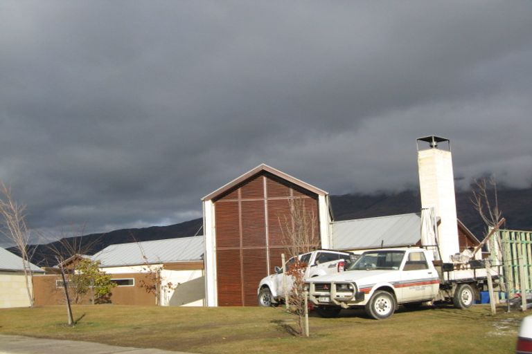 Photo of property in 43 Ridgecrest, Wanaka, 9305