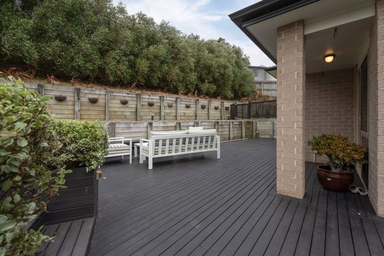 Photo of property in 21 Winsley Terrace, Churton Park, Wellington, 6037