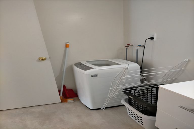 Photo of property in 52 Royal Terrace, Alexandra, 9320