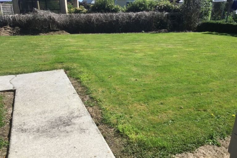 Photo of property in 9 Crossleigh Crescent, Balclutha, 9230