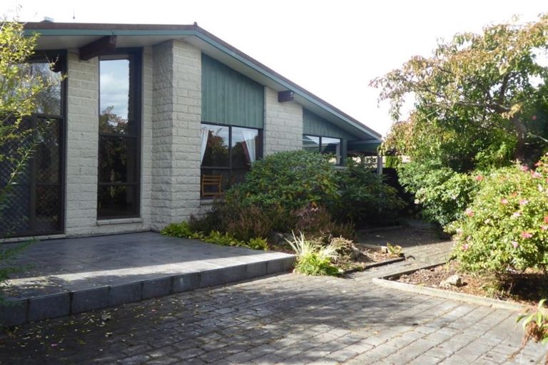 Photo of property in 9 Mulberry Place, Redwood, Christchurch, 8051