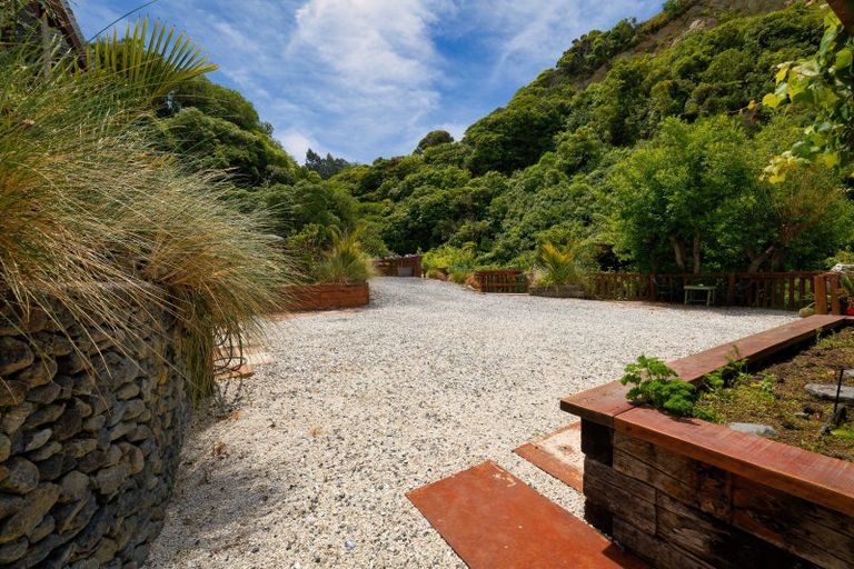 Photo of property in 2009 State Highway 1, Half Moon Bay, Kaikoura, 7371