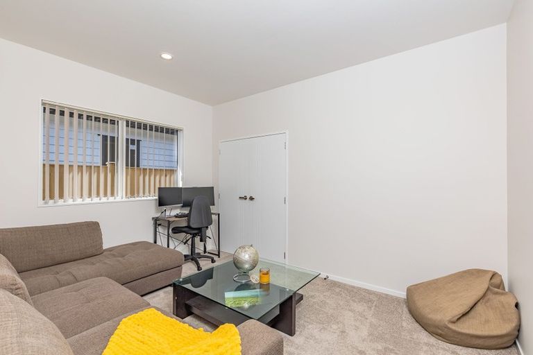 Photo of property in 69 Nobilo Road, Kumeu, 0810