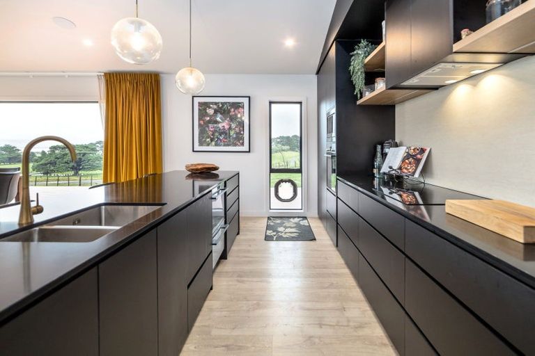 Photo of property in 52 Cross Creek Road, Western Lake, Featherston, 5773