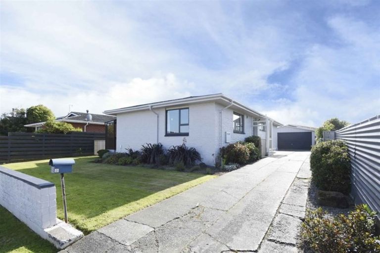 Photo of property in 52 Holloway Street, Waikiwi, Invercargill, 9810
