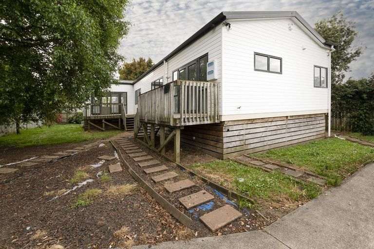 Photo of property in 5a Oakleigh Avenue, Takanini, 2112