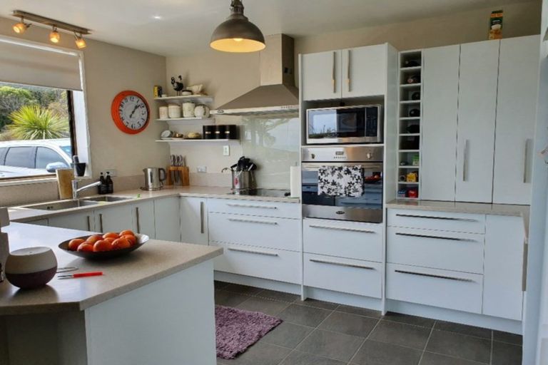 Photo of property in 13 Nolan Crescent, Karoro, Greymouth, 7805