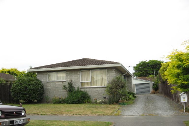 Photo of property in 30 Cowes Street, Avondale, Christchurch, 8061