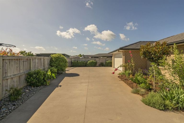 Photo of property in 11 Alf Simpson Drive, Whitianga, 3510