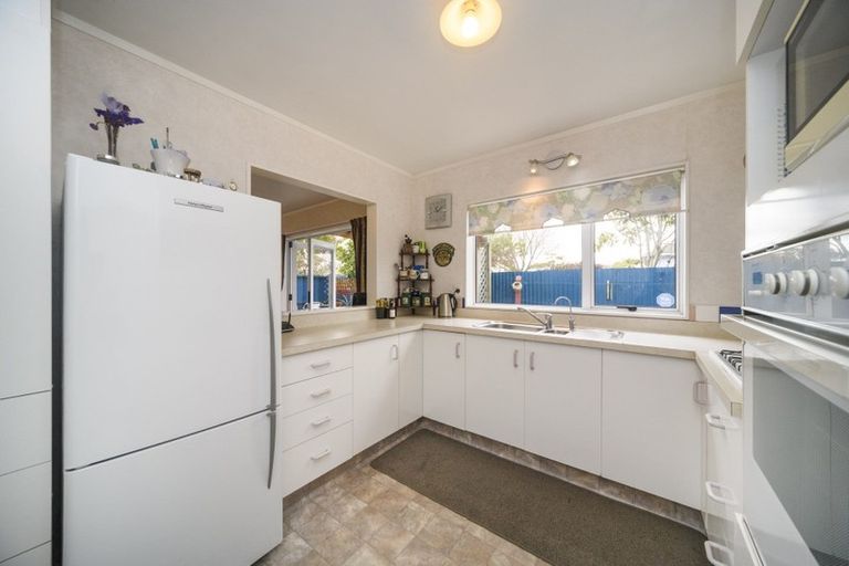 Photo of property in 24 Haydon Street, Roslyn, Palmerston North, 4414