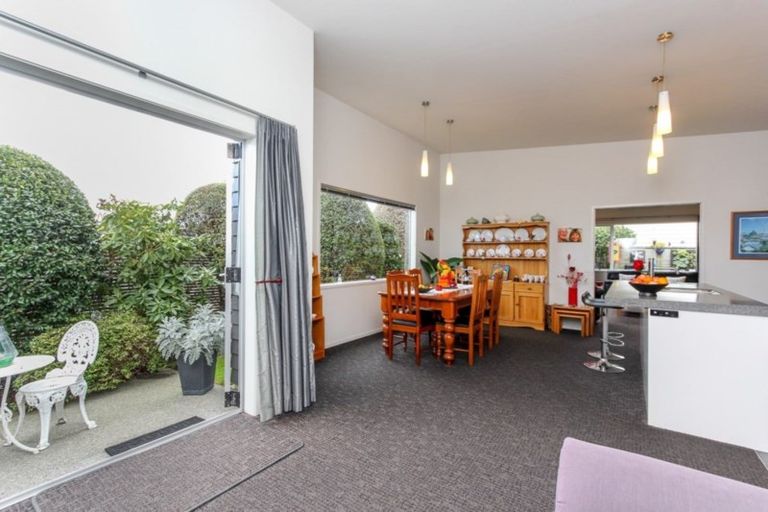 Photo of property in 149a Carrington Street, Lower Vogeltown, New Plymouth, 4310