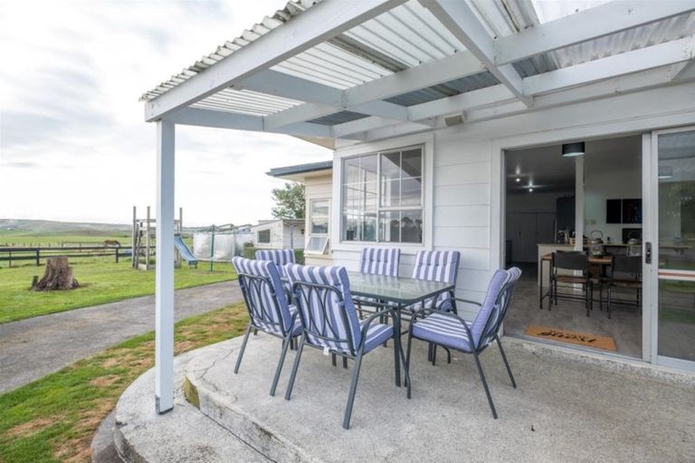 Photo of property in 444 Fraser Road, Normanby, Hawera, 4673