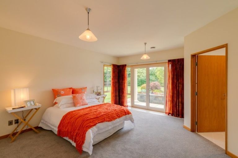 Photo of property in 9 Stonebridge Way, Prebbleton, 7604