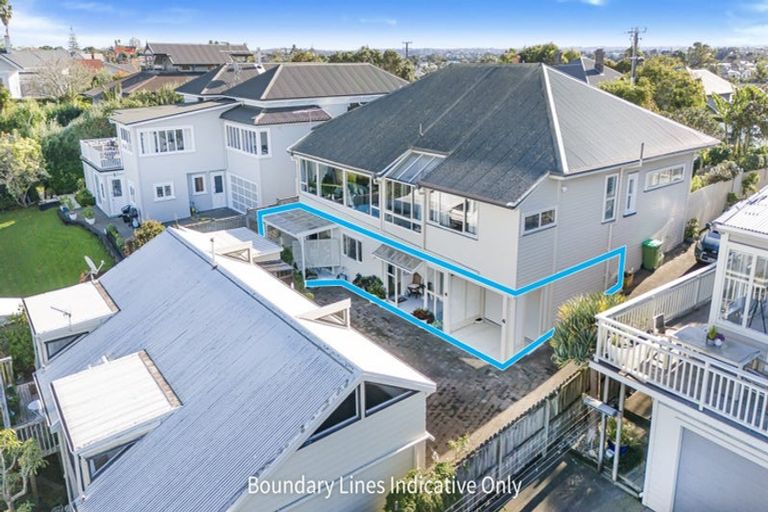 Photo of property in 1/9 Calliope Road, Devonport, Auckland, 0624