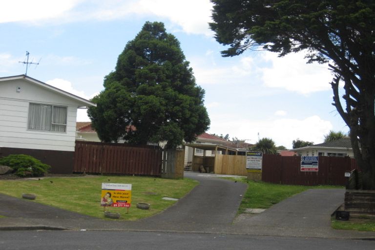 Photo of property in 2/10 Naomi Place, Manurewa, Auckland, 2102